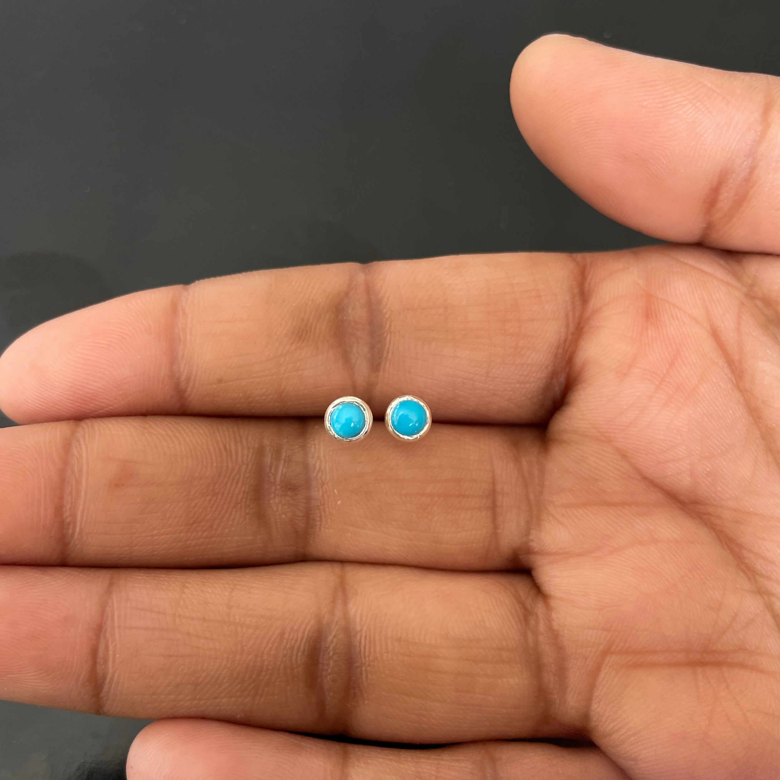 Turquoise Stud Earring-(TRQ-RDE-1072.)