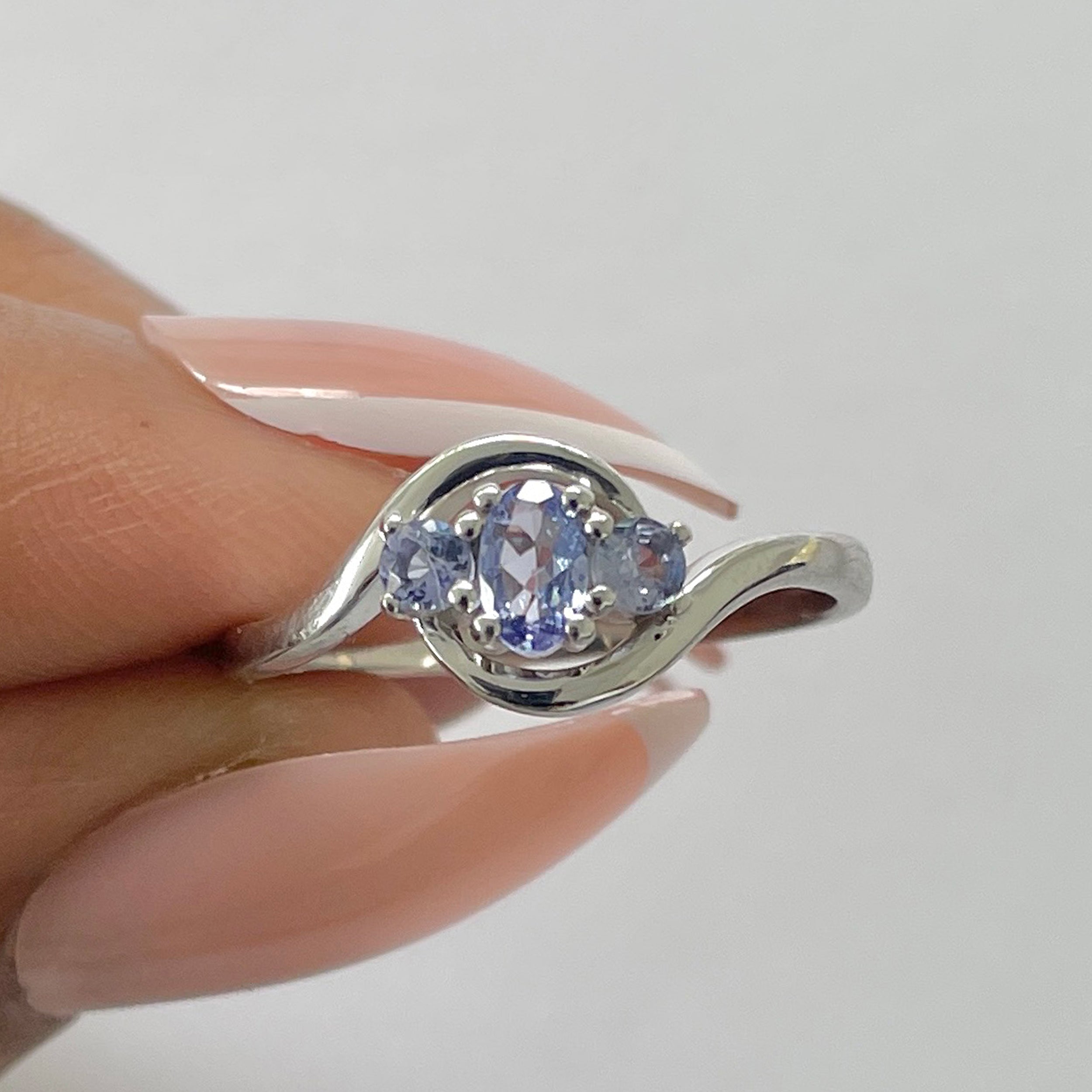 Tanzanite Ring-(TZN-RDR-2635.)