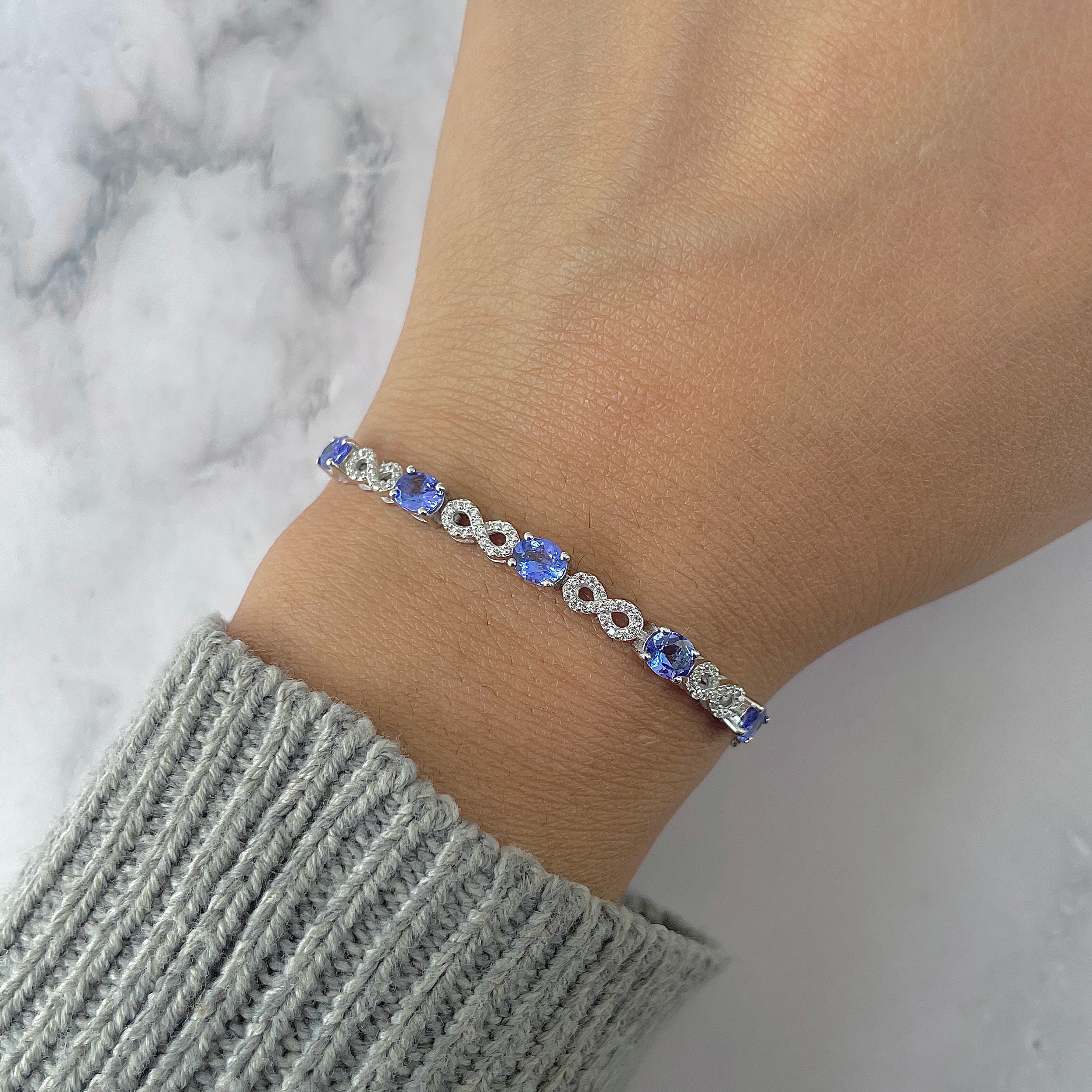 Tanzanite & White Topaz Bracelet With Adjustable Camera Lock-(TZN-RDB-126.)