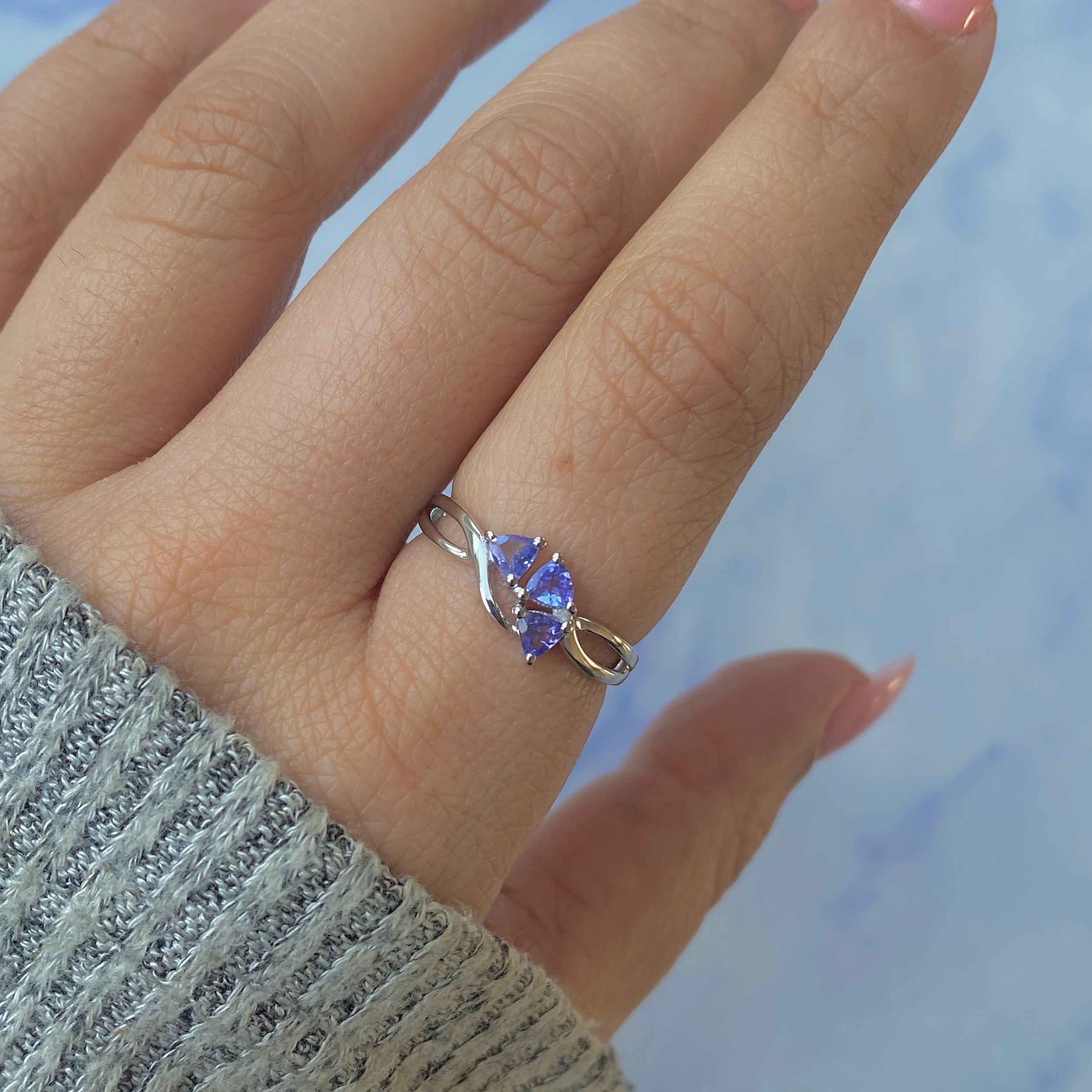 Tanzanite Ring-(TZN-RDR-2596.)
