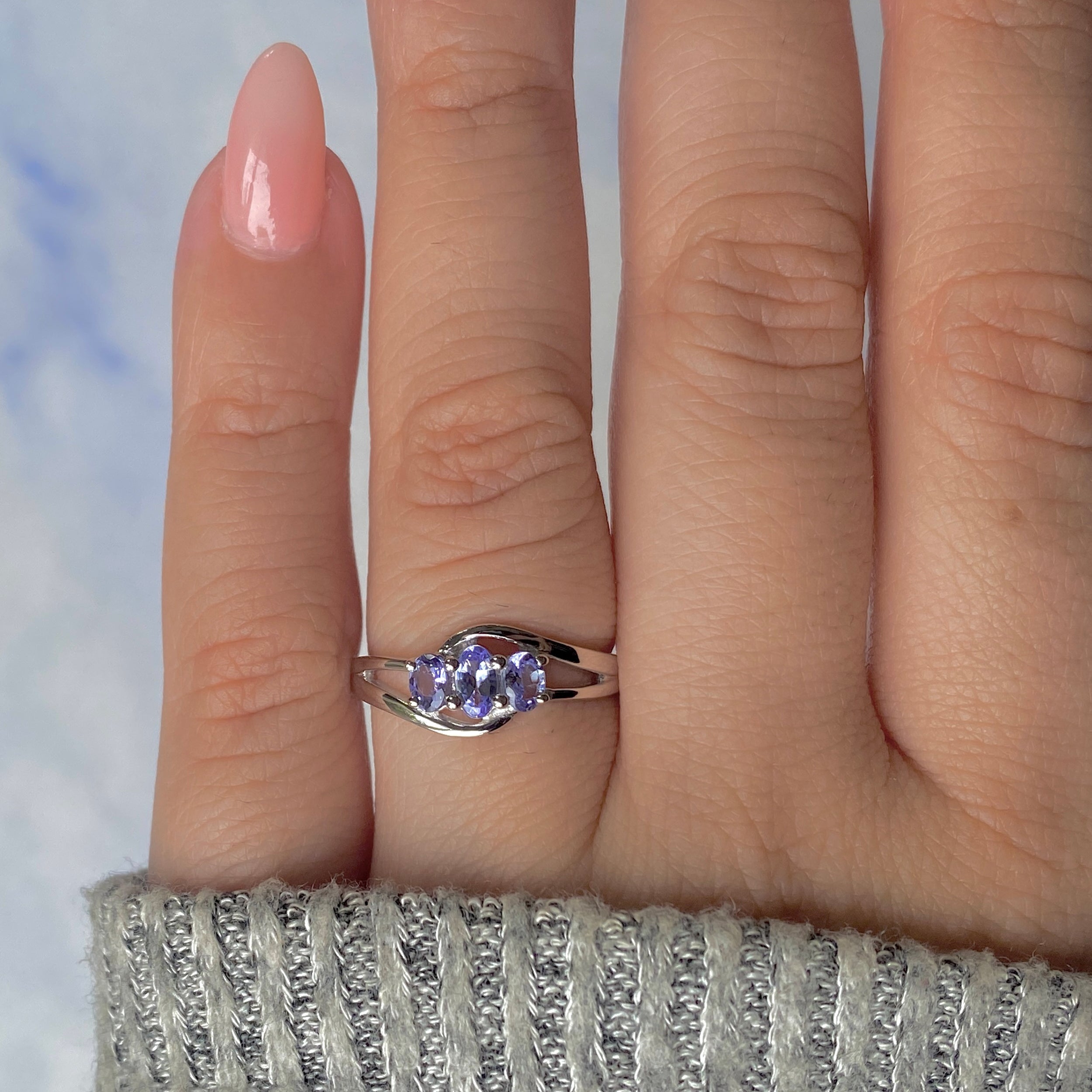 Tanzanite Ring-(TZN-RDR-2606.)