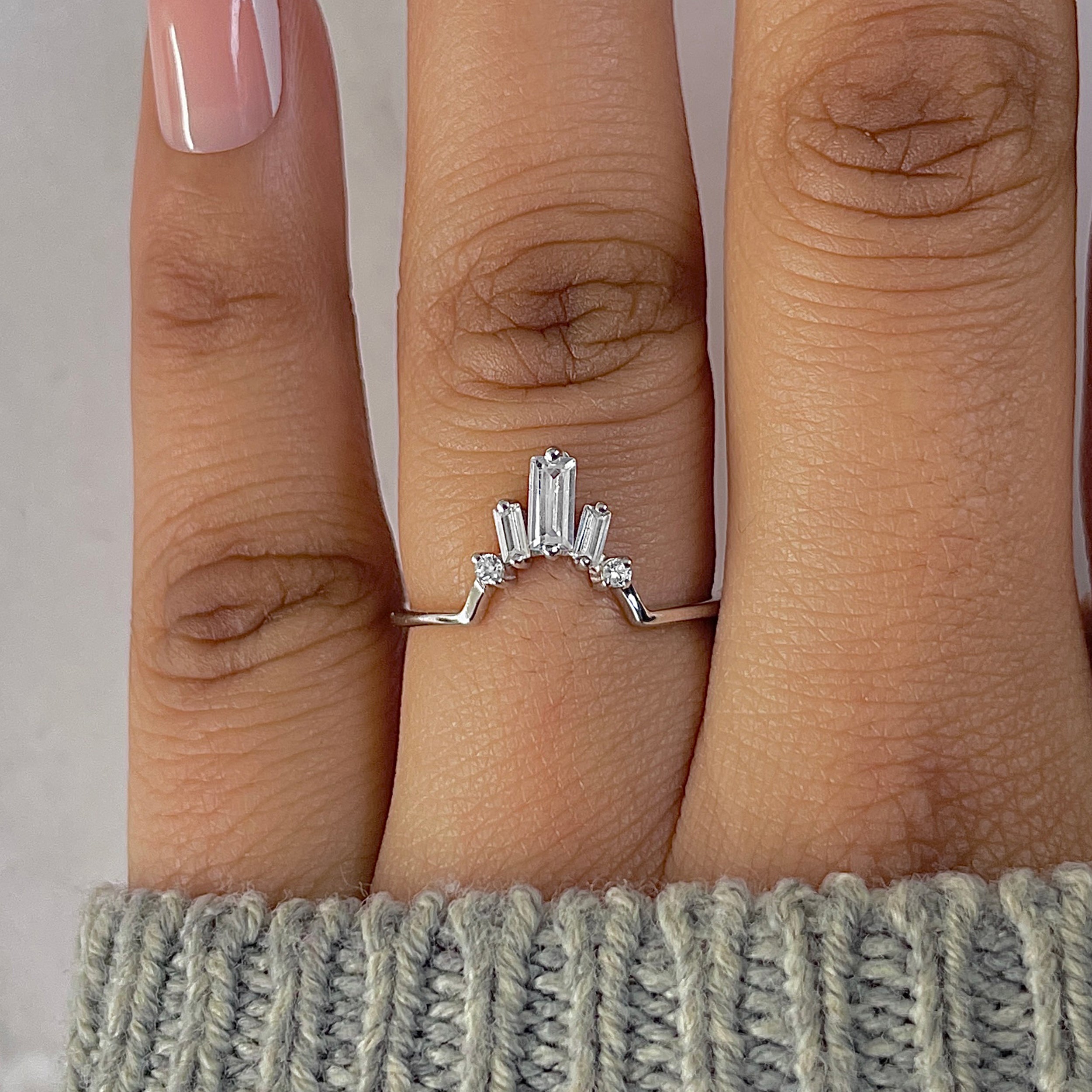 White Topaz Ring-(WTZ-RR-407.)