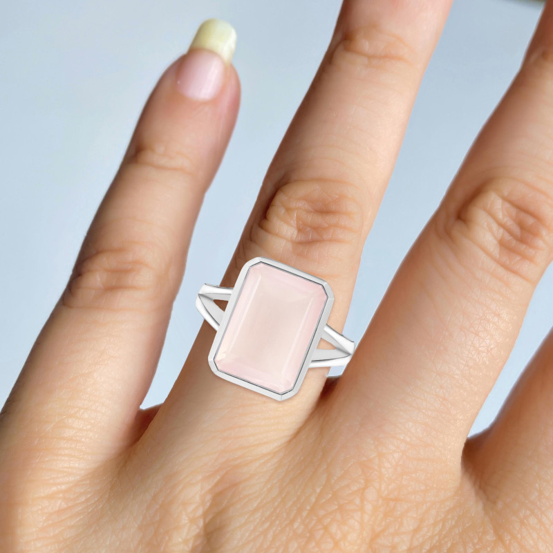 Rose Quartz Ring RSQ-RDR-1917.