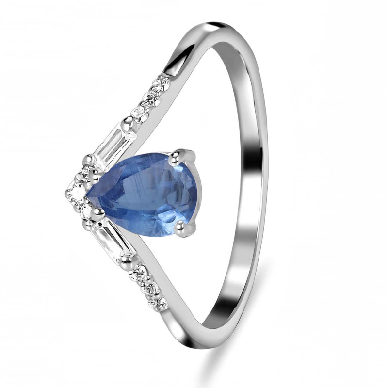 Kyanite Ring