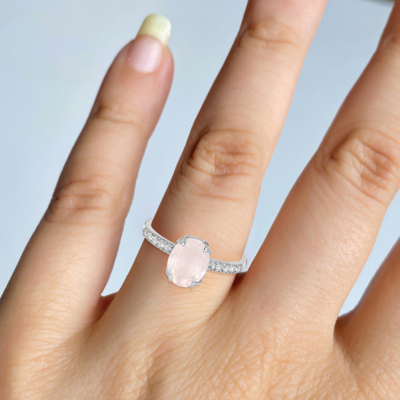 Rose Quartz & White Topaz Ring RSQ-RDR-2382.